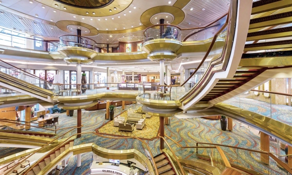 Part 4: cruise ship interior design history, The early years 1965 ...